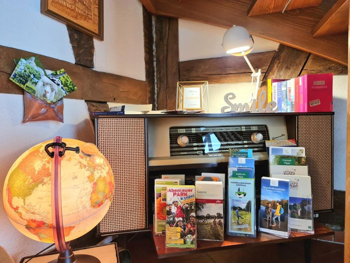 Avahome: Haus Fuer 16, Wlan, Parkplaetze, Netflix, Nespresso Kandel Buitenkant foto