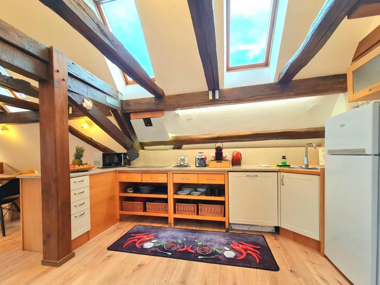 Avahome: Haus Fuer 16, Wlan, Parkplaetze, Netflix, Nespresso Kandel Buitenkant foto