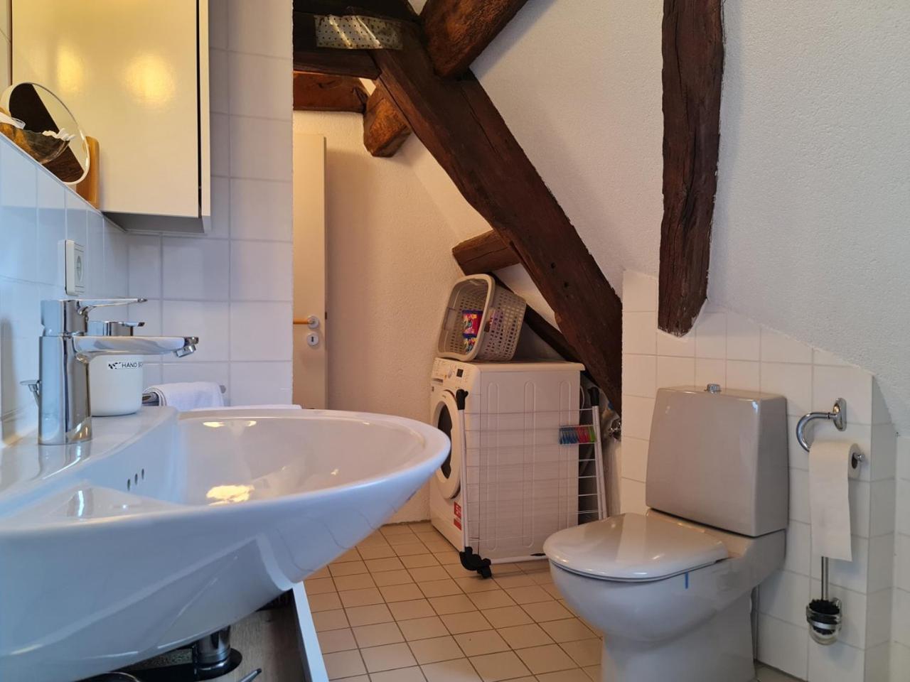 Avahome: Haus Fuer 16, Wlan, Parkplaetze, Netflix, Nespresso Kandel Kamer foto